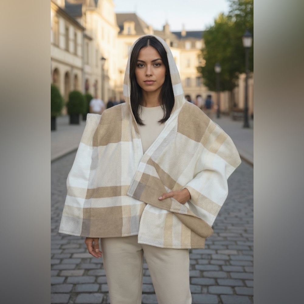RACHEL Rachel Roy Tan and White Plaid Cape